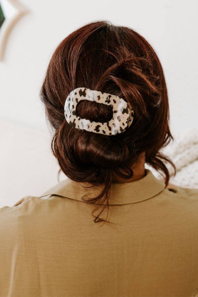 Flat Blonde Tortoise Round Clip - Medium