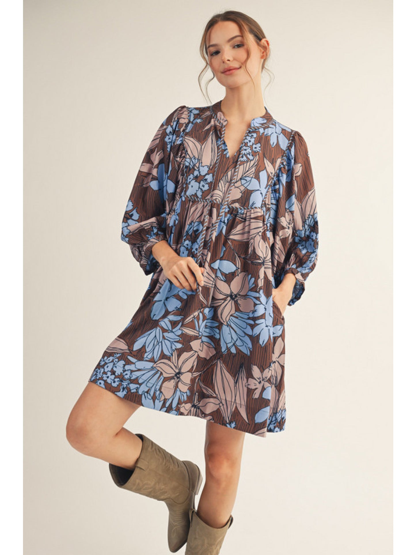 Imogen's Pop of Blue Florals