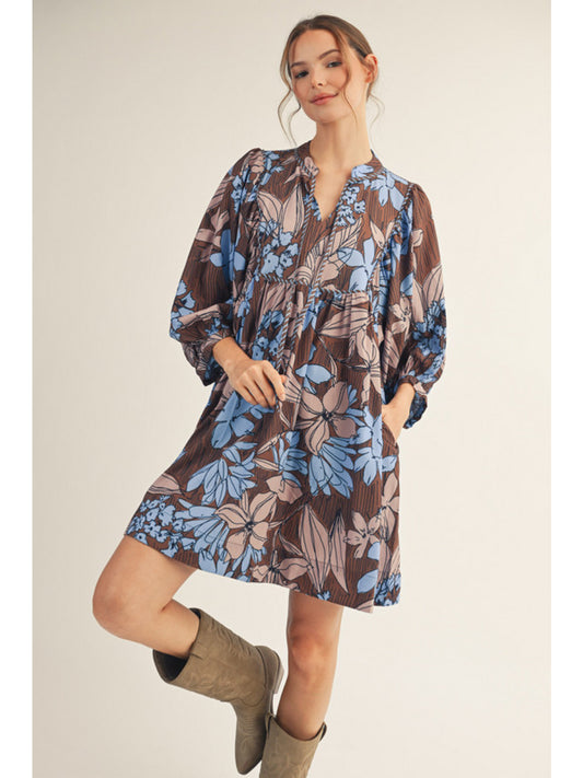 Imogen's Pop of Blue Florals