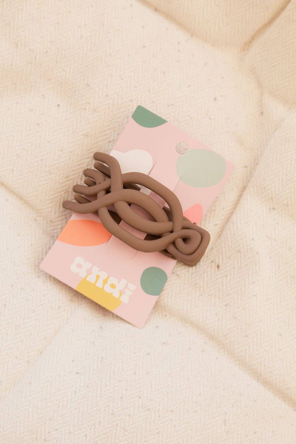 Overlapping Claw Clip