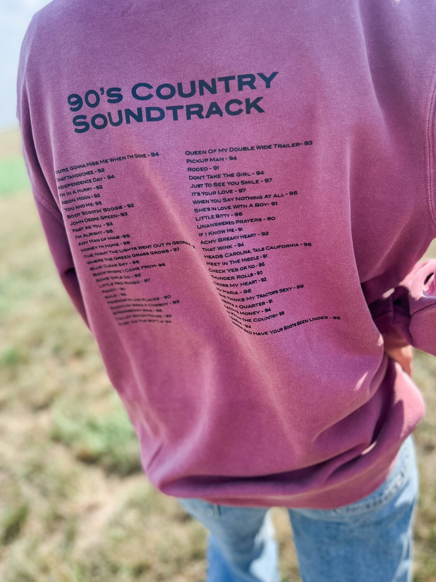 Western '90s Country Soundtrack' Crewneck