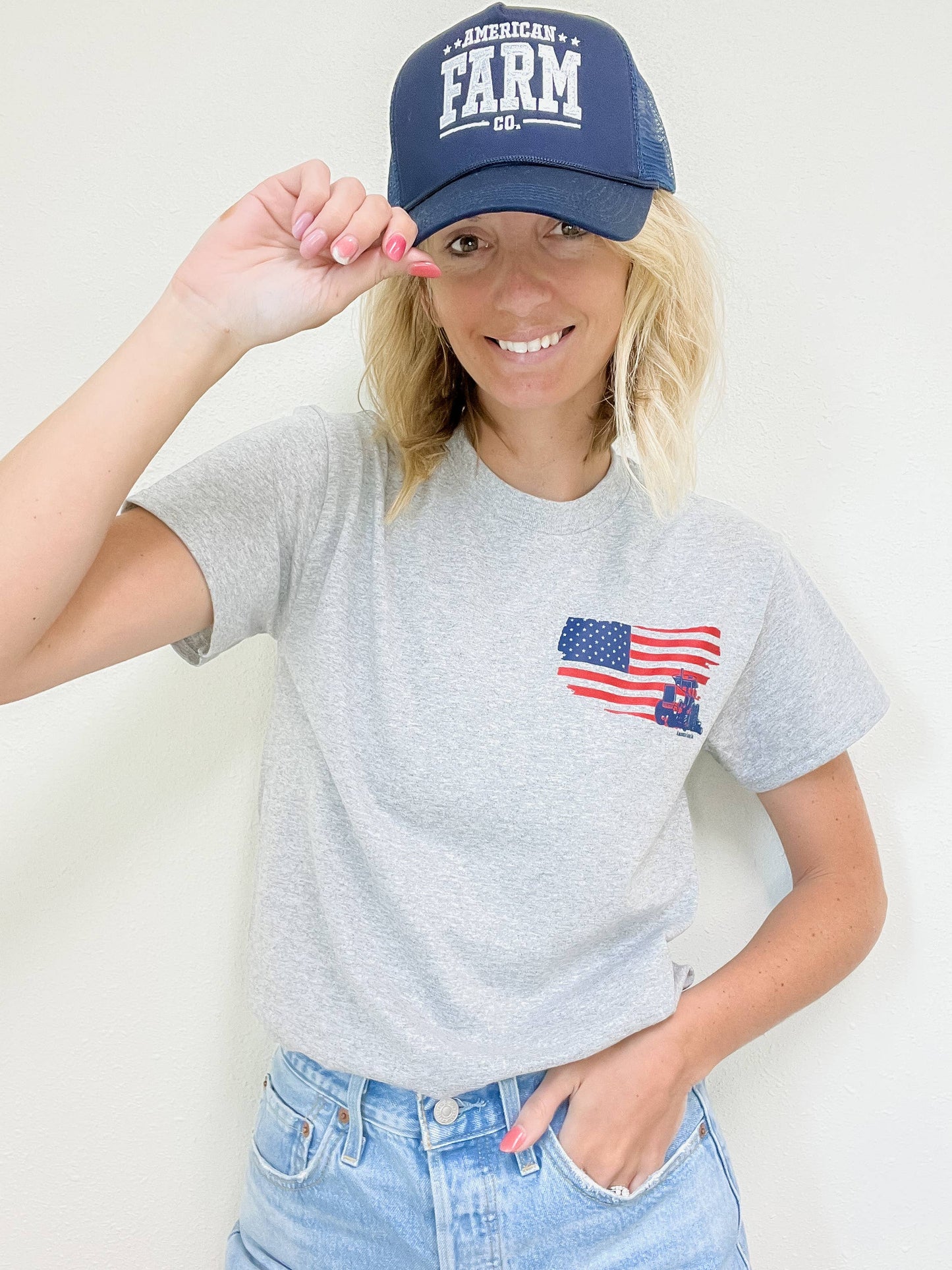 Patriotic 'American Farmer' Graphic Tee