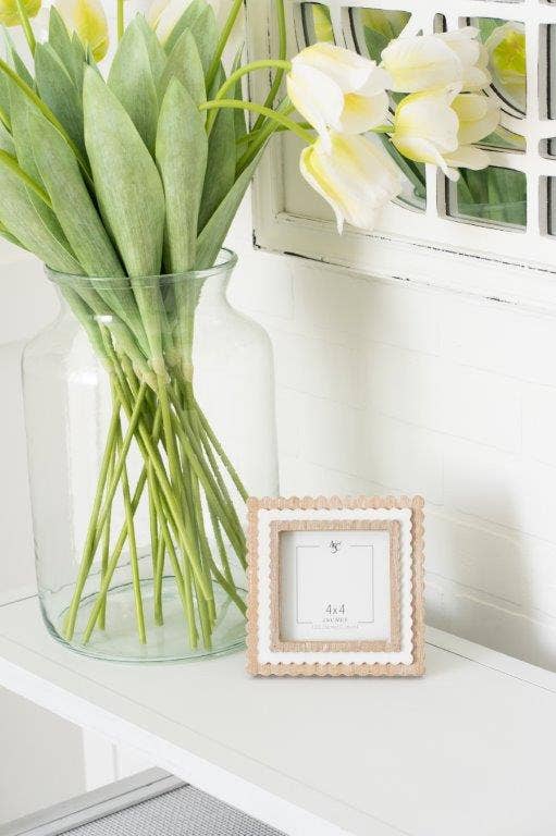 Scalloped 4X4 Neutral Frame