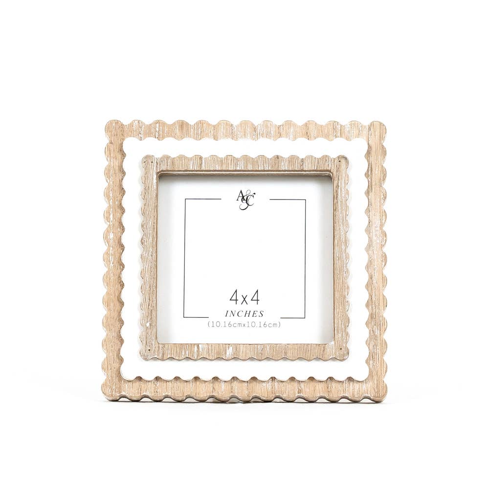 Scalloped 4X4 Neutral Frame