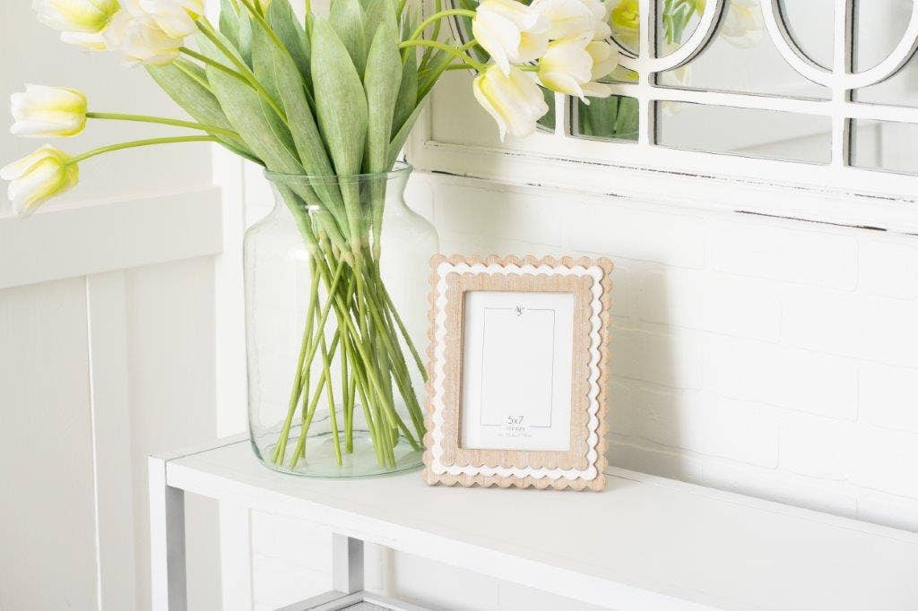 Neutral Scallop 5X7 Frame