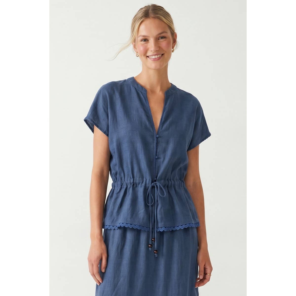 Emma's Scallop Hem Linen Blouse