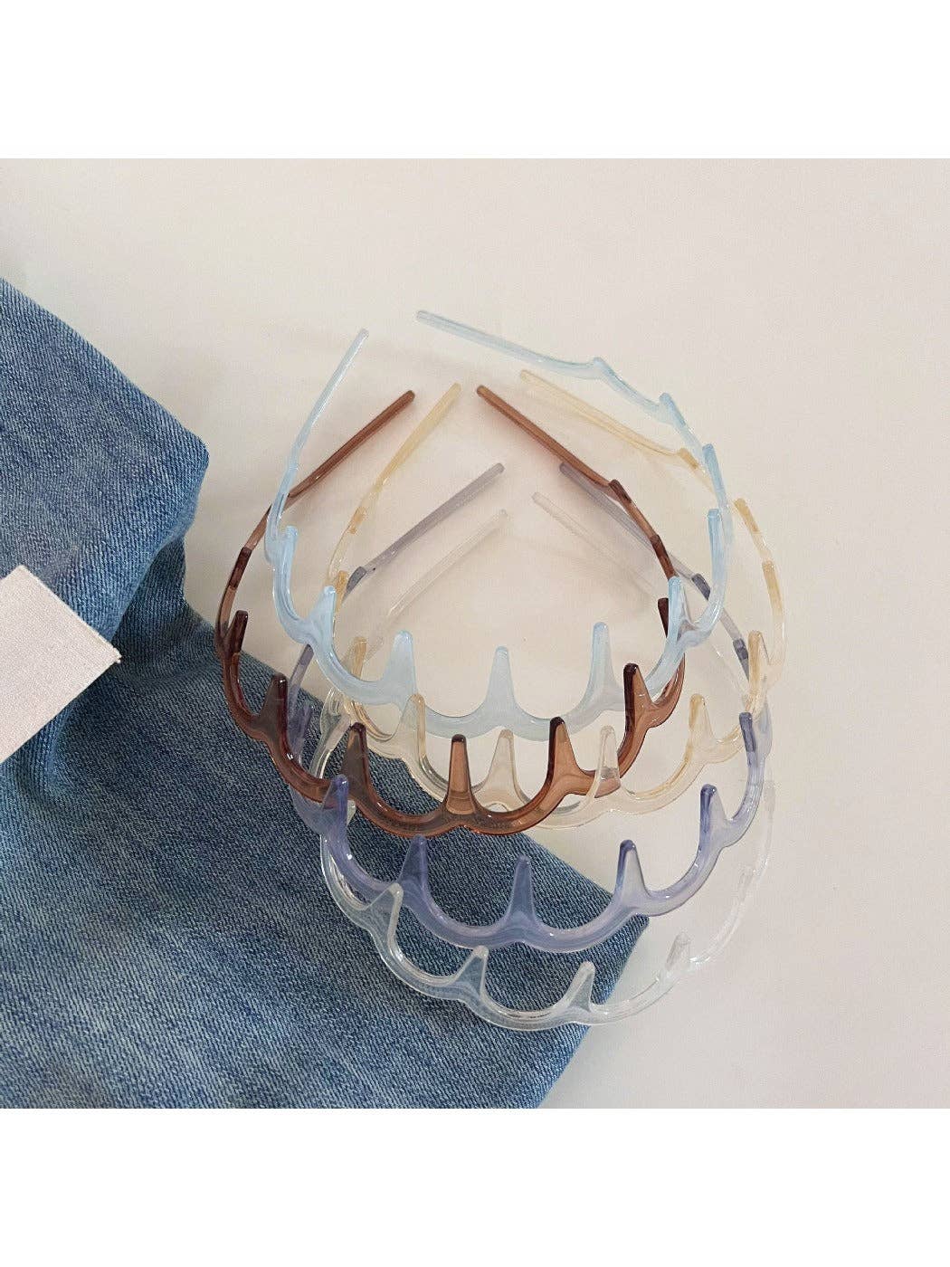 Minimalist Solid Color Wavy Headband