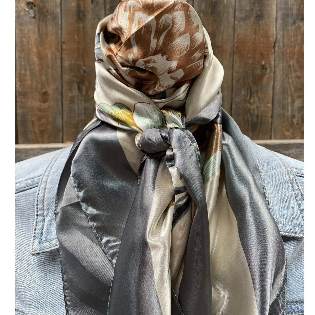 Rodeo Wild Rag 35 X 35