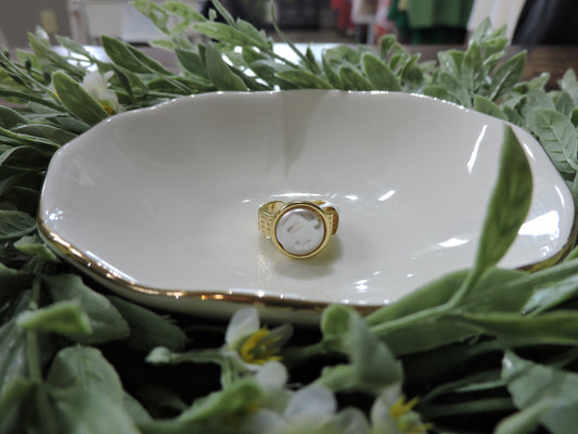Gold Line Textured Ring with White Circle Pearl
