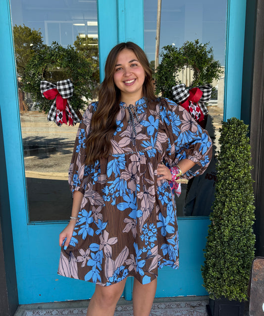 Imogen's Pop of Blue Florals