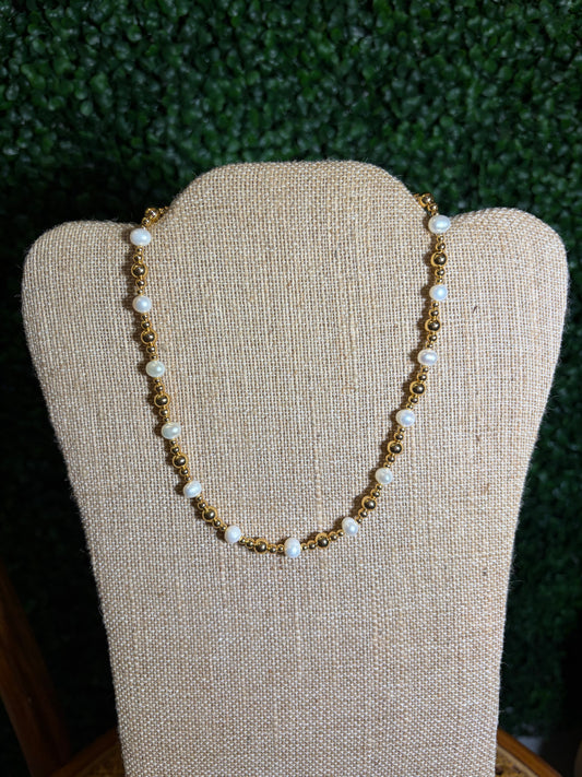 Gold & Pearl Beaded Necklace