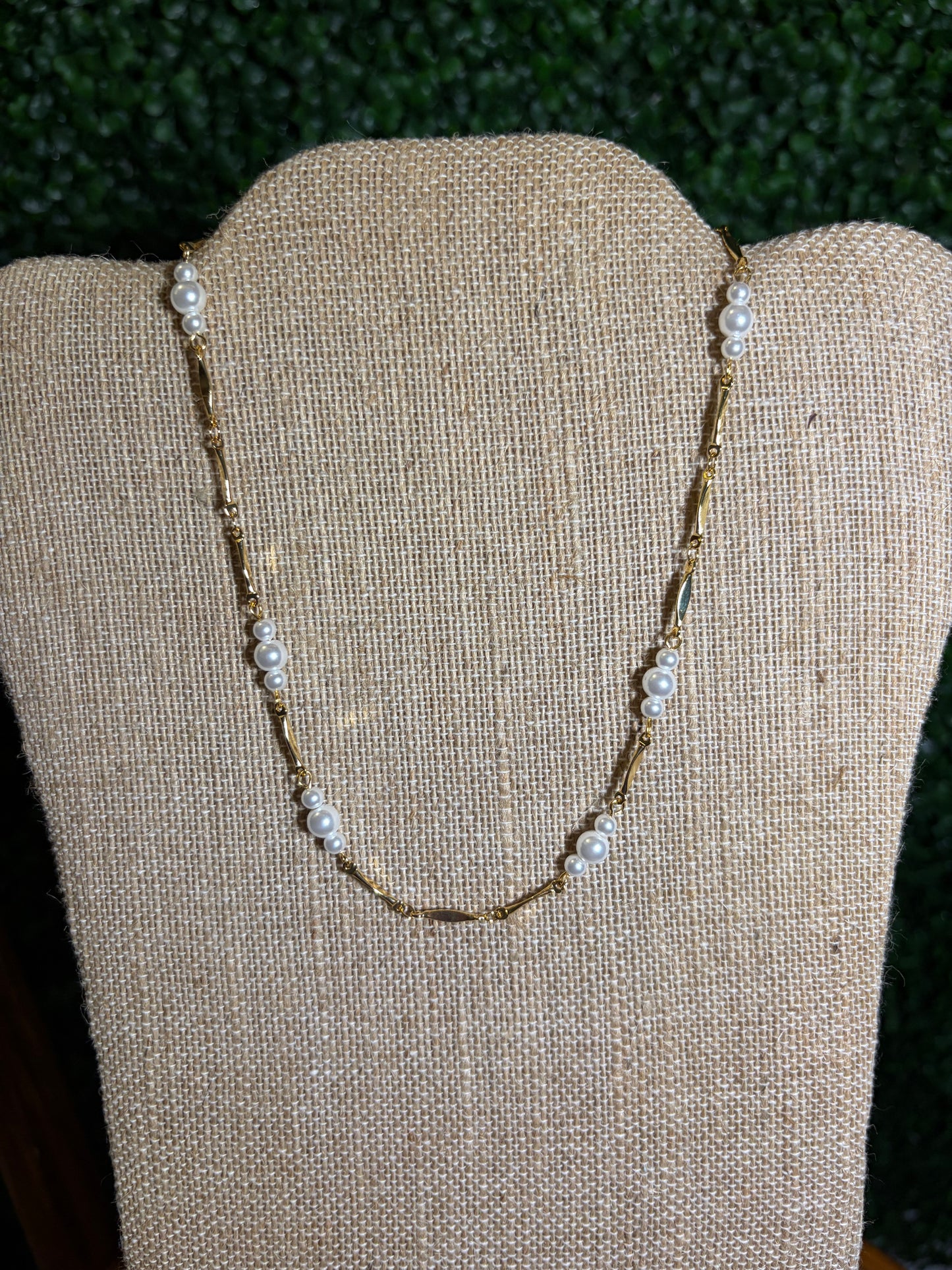 Gold Bar link Chain Necklace with Pearls