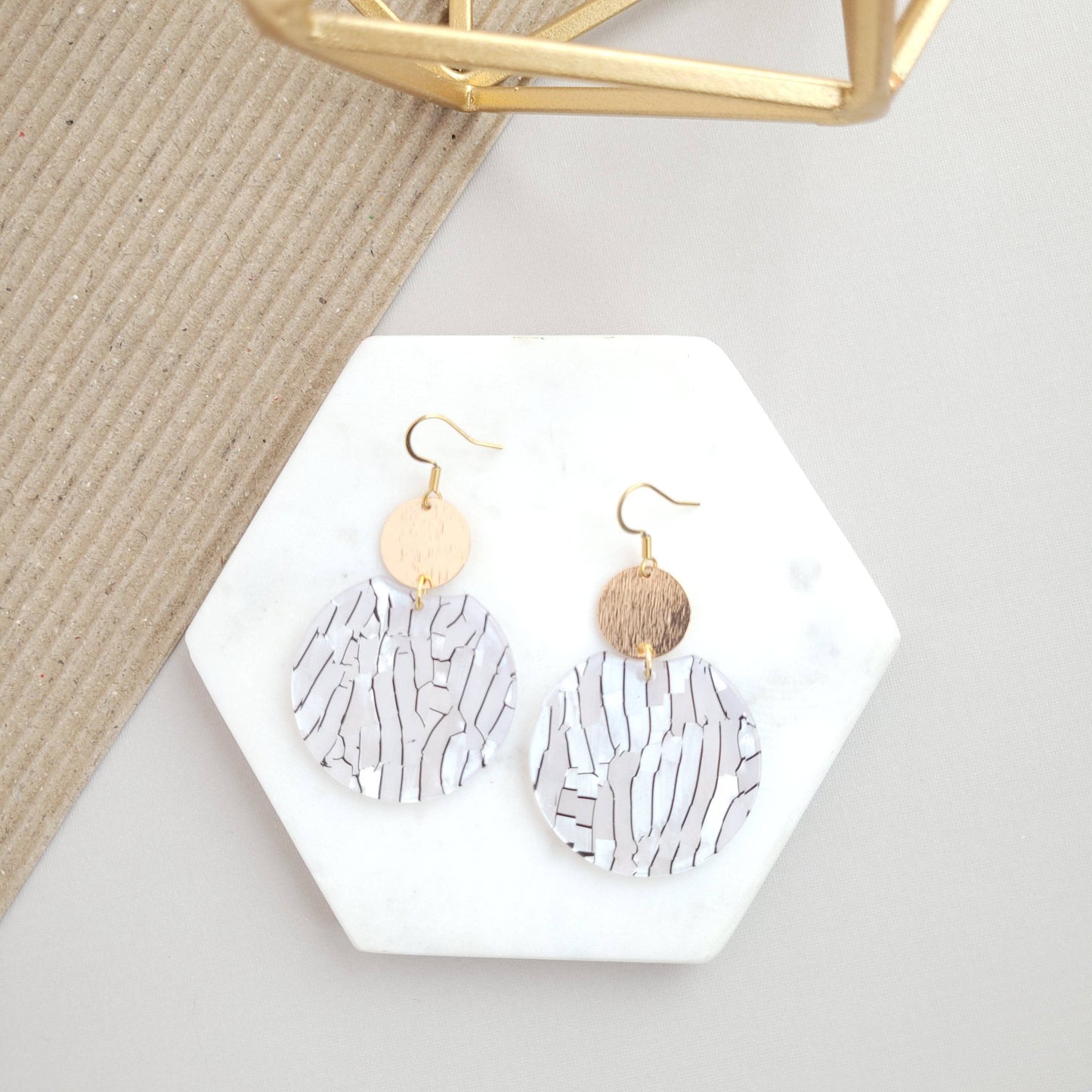 Zoey Pearl Black Stripe Earrings