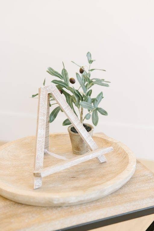 Natural Distressed Easel