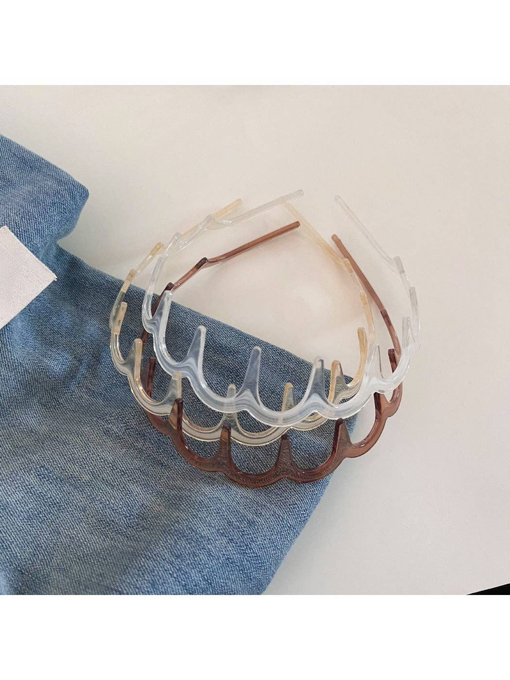Minimalist Solid Color Wavy Headband