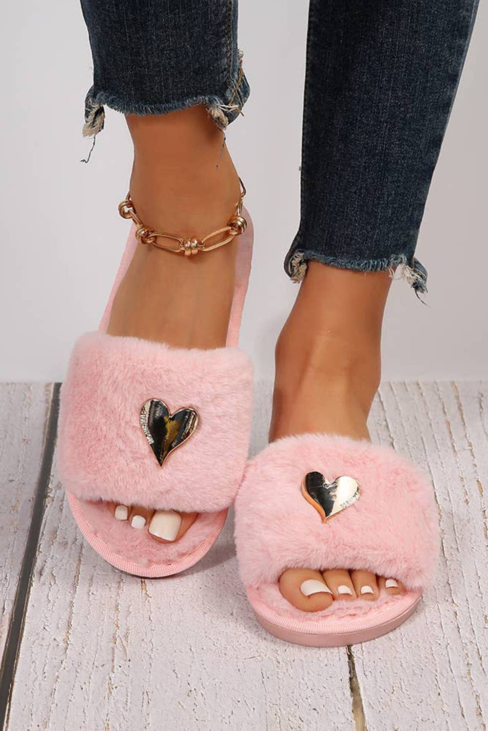 Heart Buckle Plush Slippers