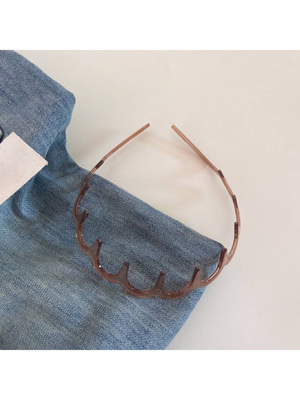 Minimalist Solid Color Wavy Headband