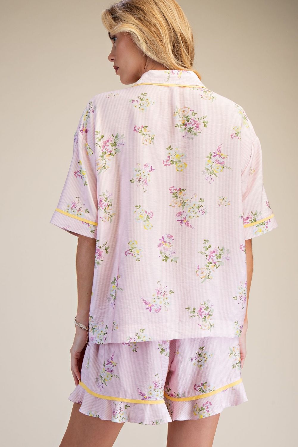 Flossy's Floral Button Up